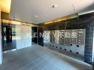【エントランス】 | ジーベック糀谷 | 建物の内部です