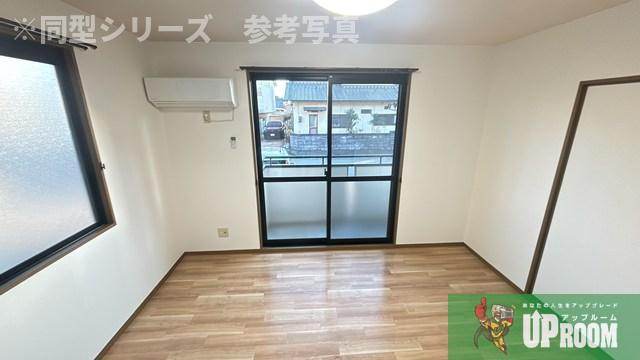 サンディーヌの洋室