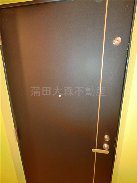 MODULOR久が原　モデュロールの玄関