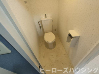 【トイレ】 | セントポーリア東豊中 | ※同タイプの写真となり、実際のお部屋とは異なる場合があります