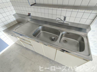 【キッチン】 | セントポーリア東豊中 | ※同タイプの写真となり、実際のお部屋とは異なる場合があります