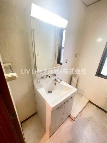 コートモトハシの独立洗面台