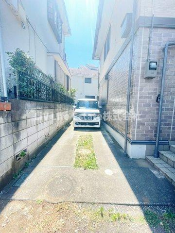 コートモトハシの駐車場