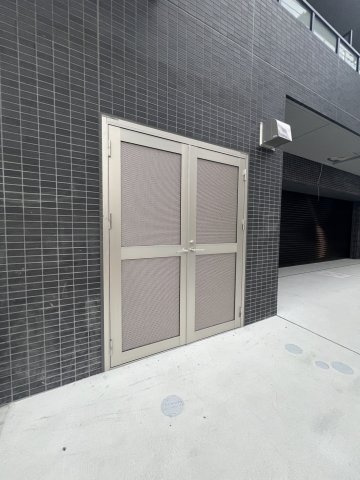 ブランドール新町のエントランス|ブランドール新町　ゴミ庫