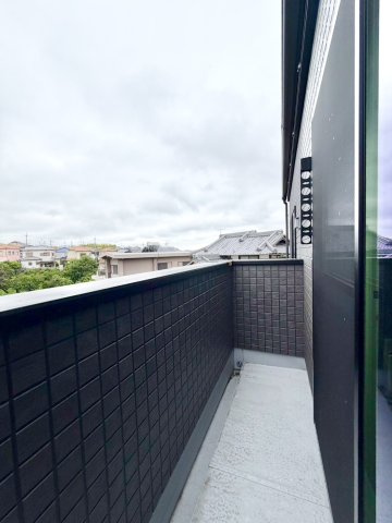 泉南郡熊取町大宮　新築一戸建てのバルコニー