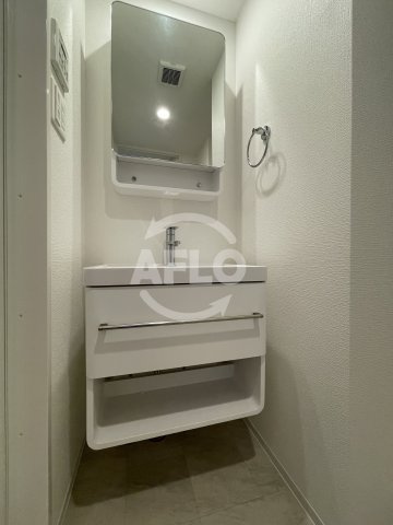 アドバンス難波ラシュレの独立洗面台|アドバンス難波ラシュレ　独立洗面台