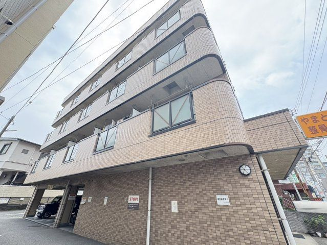 メゾンフローラ市川