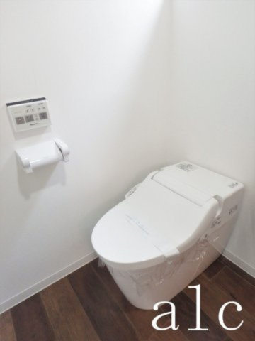Ludens上井草【ルーデンス】のトイレ|ゆったりとした空間のトイレです