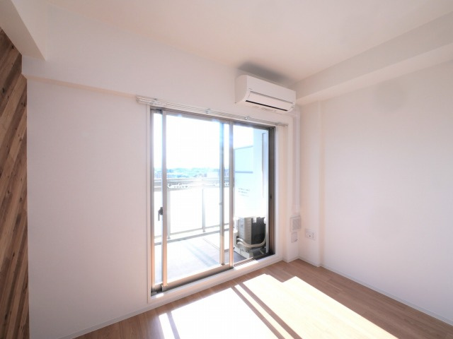 大阪市淀川区十三本町２丁目の賃貸マンションの内装