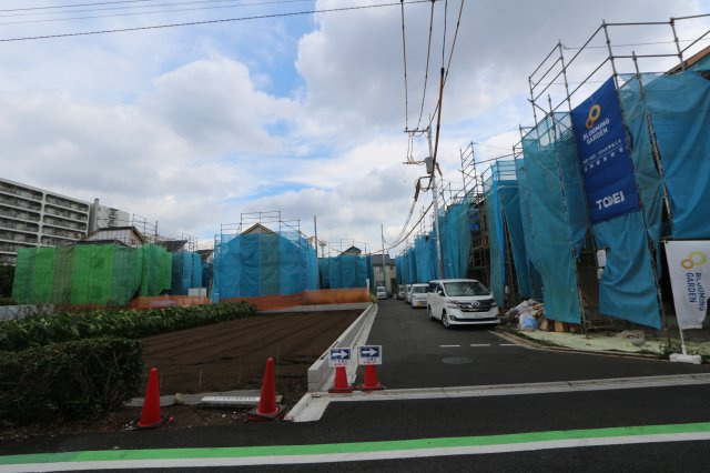 【Blooming Garden】西東京市花小金井田無芝久保　新規全13棟の外観| 全棟、ロフトor小屋裏収納付きです。