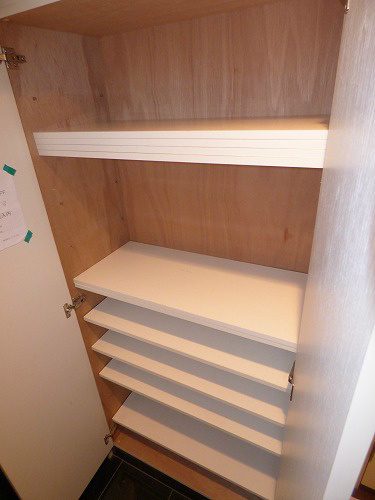 広めの下駄箱で収納のにもご活用頂けます。 