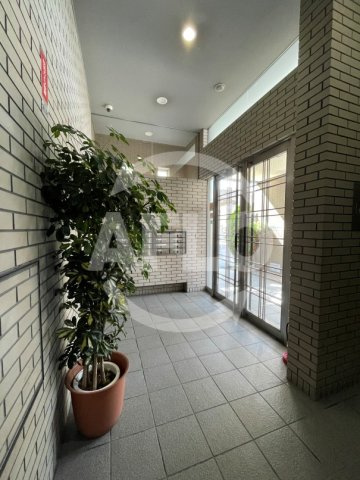 カーサ・ファミーユ　湯里小学校のロビー|カーサ・ファミーユ　ロビー