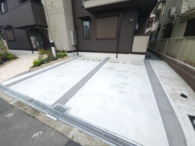 【駐車場】 | カーサ・ブレッツァ豊里
