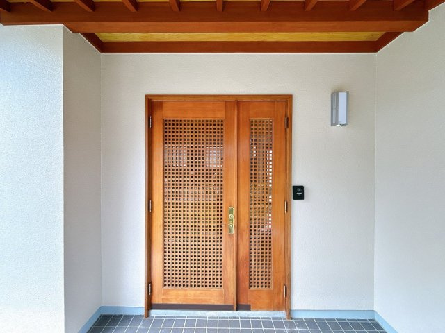中古戸建　須賀川市向陽町　仁井田小・仁井田中の玄関|【リフォーム済】