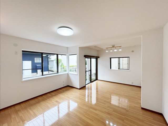 中古戸建　須賀川市向陽町　仁井田小・仁井田中の居間・リビング|【リフォーム済】