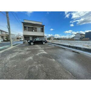 大竹コーポの駐車場