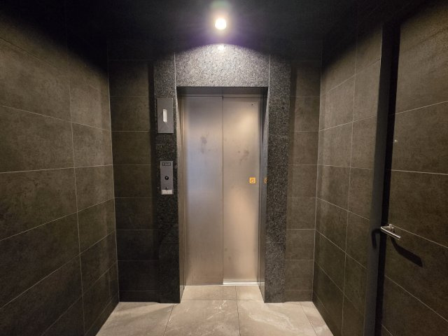 シーズンフラッツ矢場|名古屋市の賃貸ならMy賃貸のエントランス|シーズンフラッツ矢場