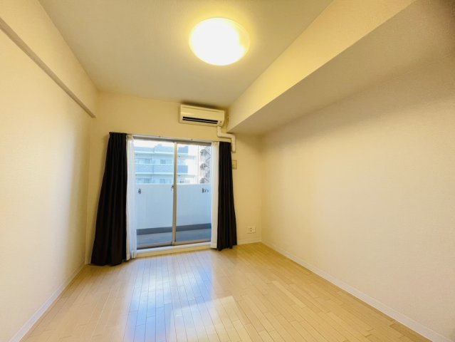 【居間・リビング】レジュールアッシュ尼崎駅前