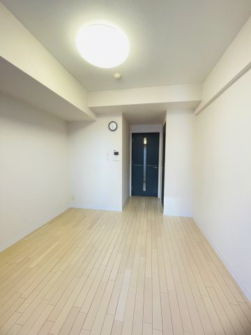 【寝室】レジュールアッシュ尼崎駅前