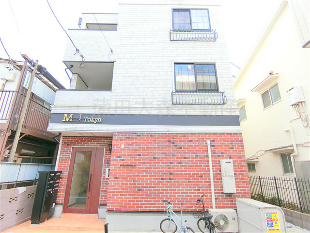 M-1 Tokyo 仲六郷の外観