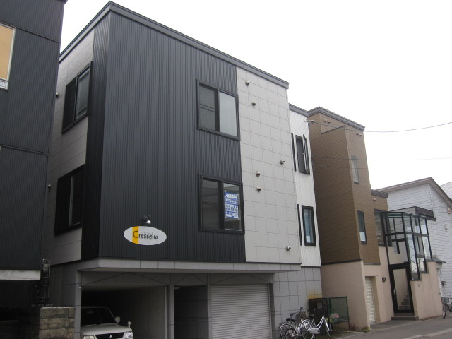 クレセリア新川
