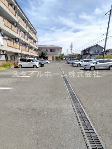 リンピア大山の駐車場