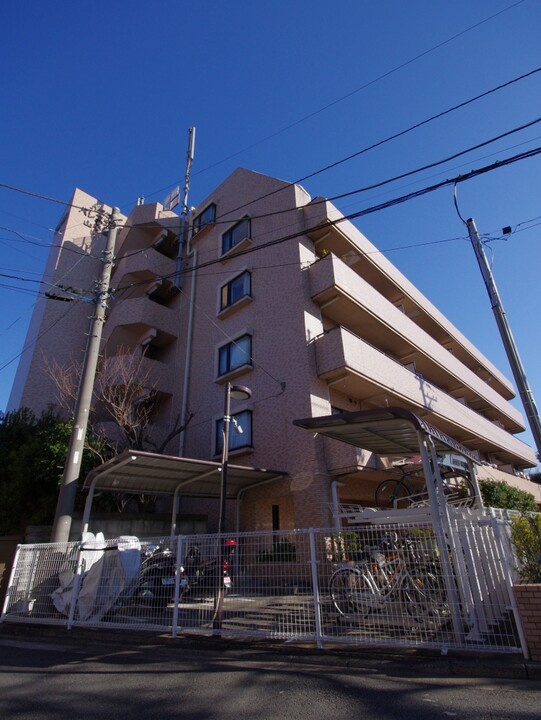 日神パレステージ山手西の外観