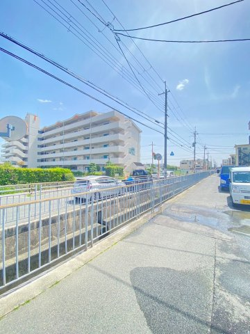 クリエオーレ岸辺の周辺