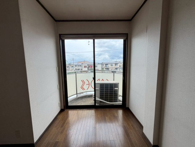 城陽市久世里ノ西店舗付き住宅のバルコニー