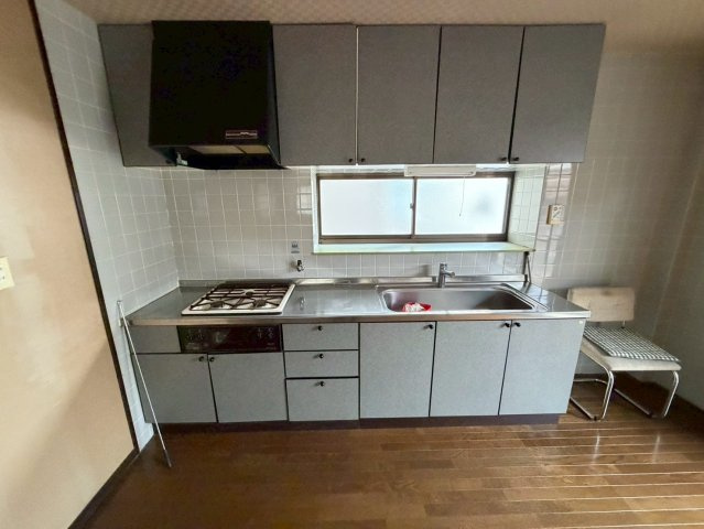 城陽市久世里ノ西店舗付き住宅のキッチン