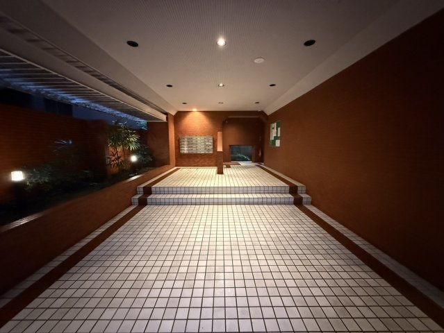 【エントランス】