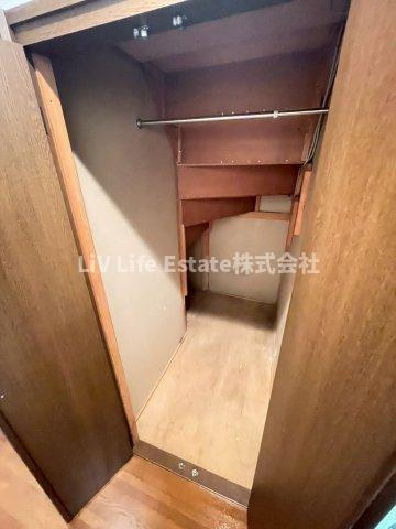 南大泉６丁目８－５戸建の収納