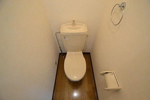 クレスト新在家のトイレ
