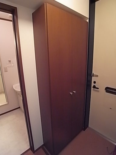 マノワールデルニエの玄関