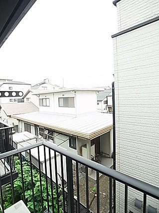 住吉西尾ハイツのバルコニー