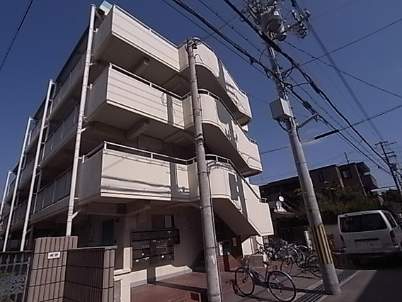 コーポアガペの外観