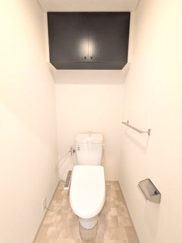 ラ・セーヌ逆瀬川のトイレ|落ち着いたトイレです