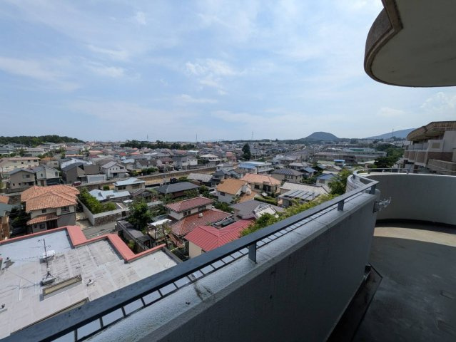 ラ・セーヌ逆瀬川の展望