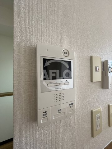 パストラーレ江坂のセキュリティ|パストラーレ江坂モニター付きインターホン