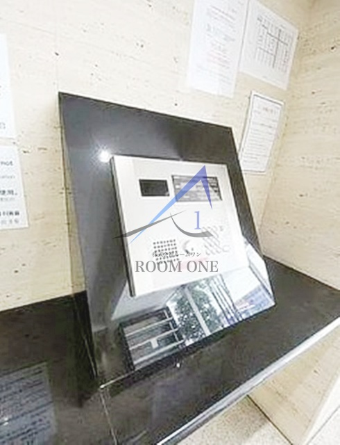 デュオ・スカーラ西新宿のセキュリティ|オートロックです。