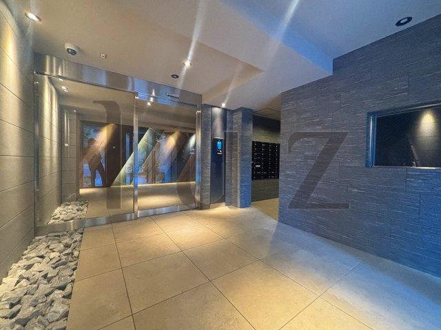 Ｓ－ＲＥＳＩＤＥＮＣＥ横濱吉野町ｂｕｒｇｅｏｎのエントランス
