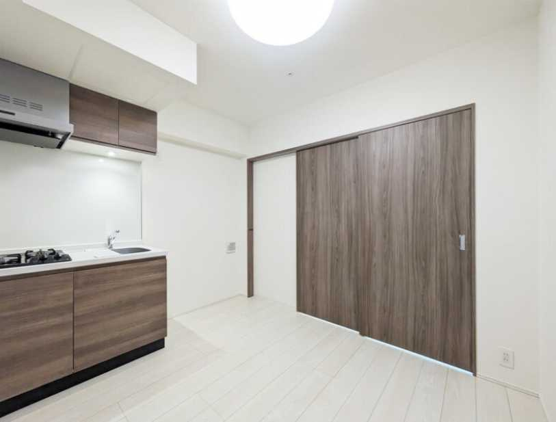 Ｓ－ＲＥＳＩＤＥＮＣＥ横濱吉野町ｂｕｒｇｅｏｎの居間・リビング