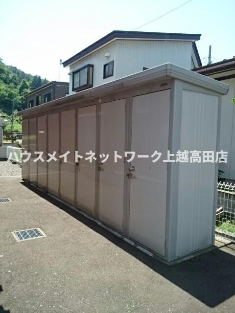 コスモクロアＣの設備|外部物置
