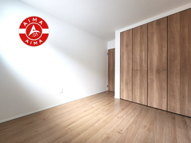 糟屋郡篠栗町尾仲1丁目第1-1棟（1号棟）の子供部屋|穏やかな光が差し込む室内には、穏やかな時間が流れます。