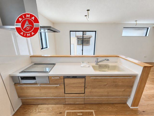 糟屋郡篠栗町尾仲1丁目第1-1棟（1号棟）のキッチン|ご家族を近くに感じられる対面キッチンのLDK。会話もはずみそうですね。