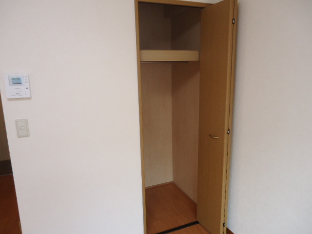 第7三井ビルの収納|別部屋参考用写真