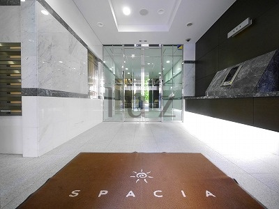 川崎市川崎区南町の賃貸マンションのロビー
