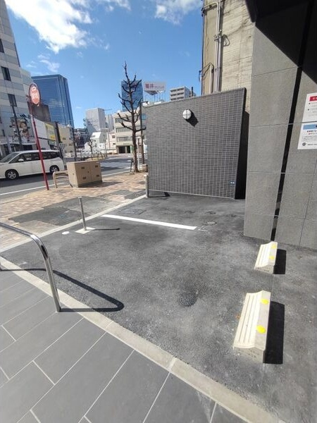 ディアレイシャス名古屋ステーションの駐車場