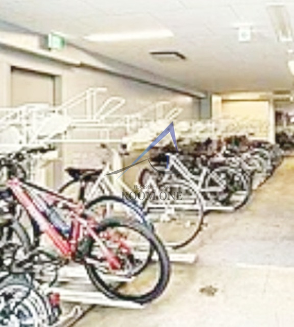 ファーストリアルタワー新宿