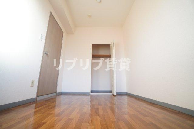 大町ガーデンの洋室
